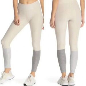 Outdoor Voices 7/8 Dipped Leggings Size Small